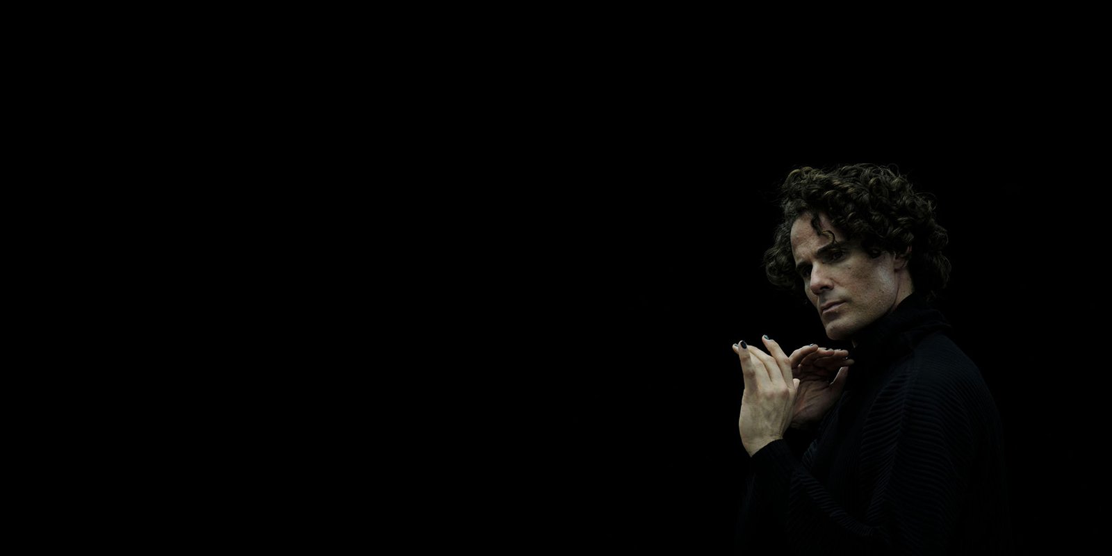 Portrait of Steve Hackman, composer, conductor and creator of SymphonyFuse